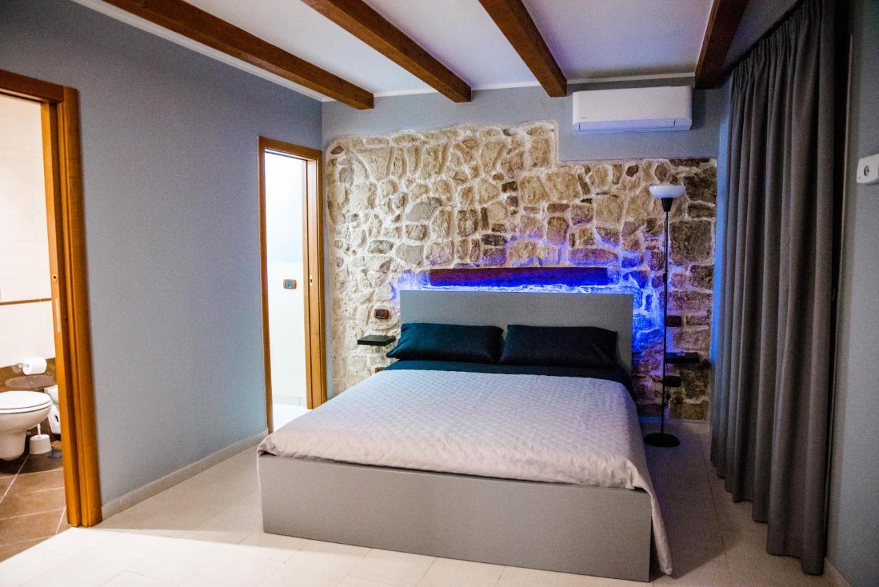 Dimora L'Etual Bed and Breakfast Bari Exteriör bild
