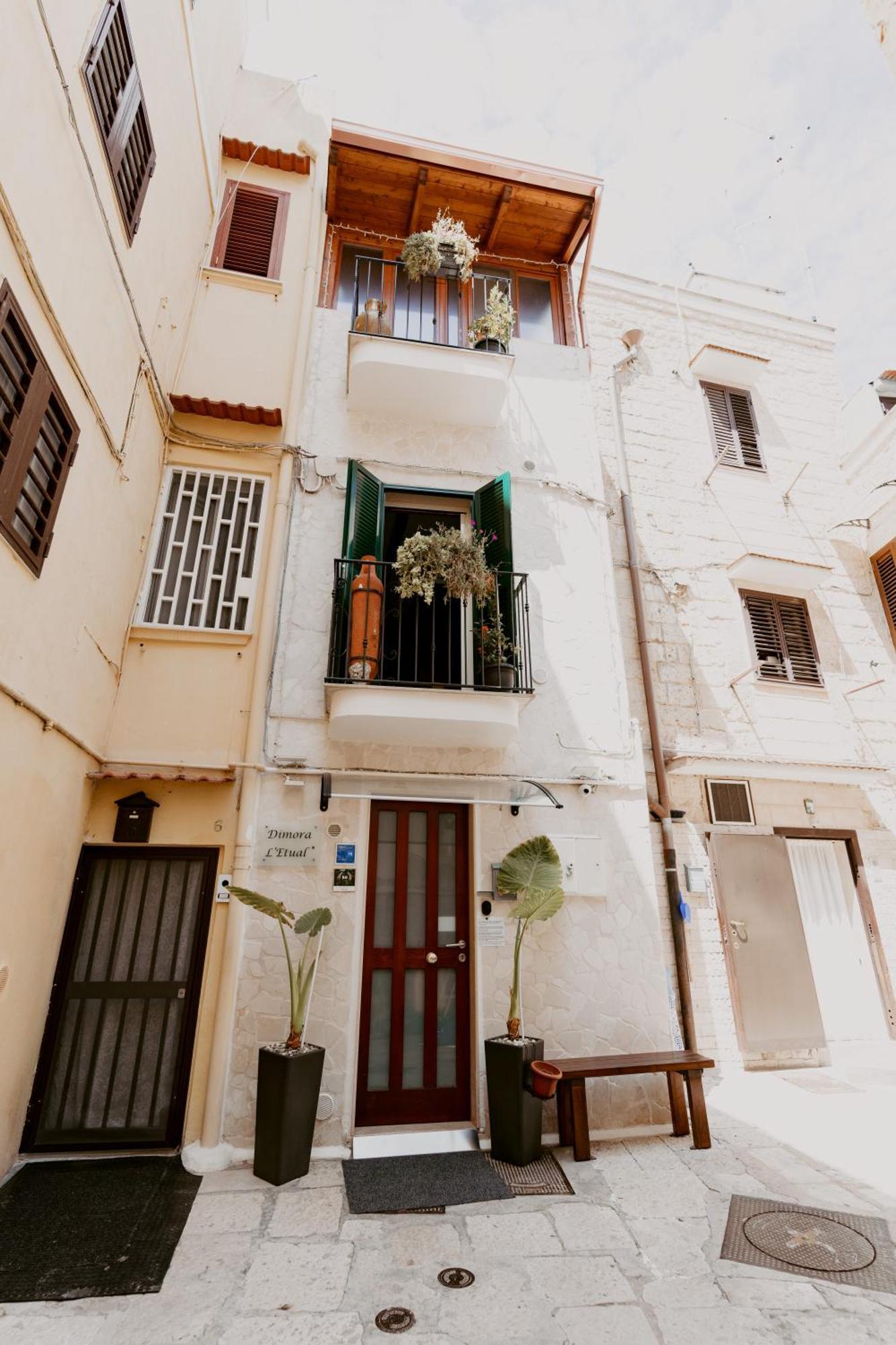 Dimora L'Etual Bed and Breakfast Bari Exteriör bild