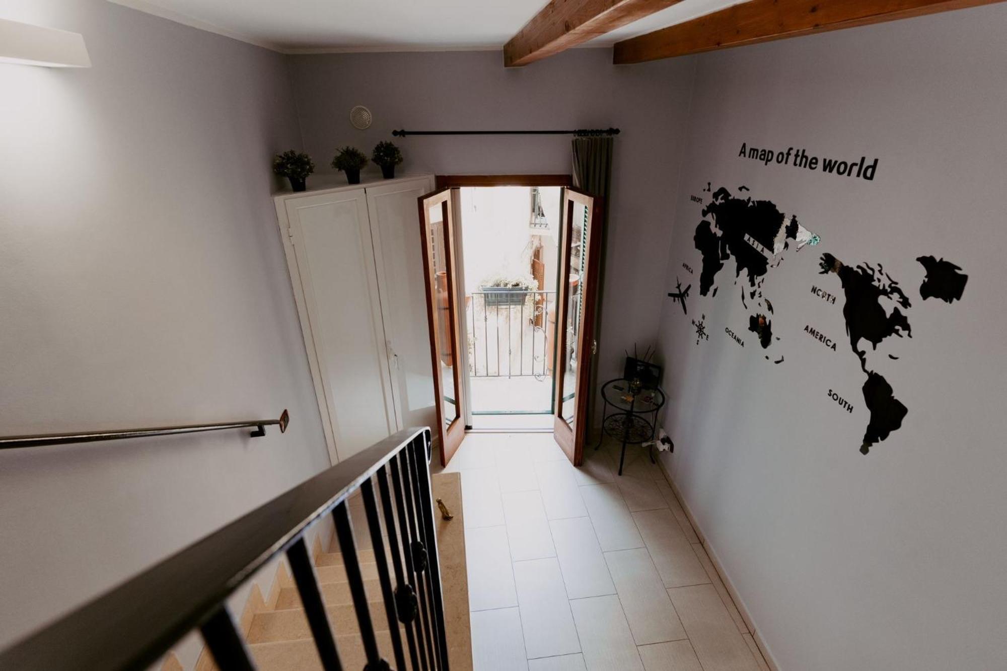Dimora L'Etual Bed and Breakfast Bari Exteriör bild