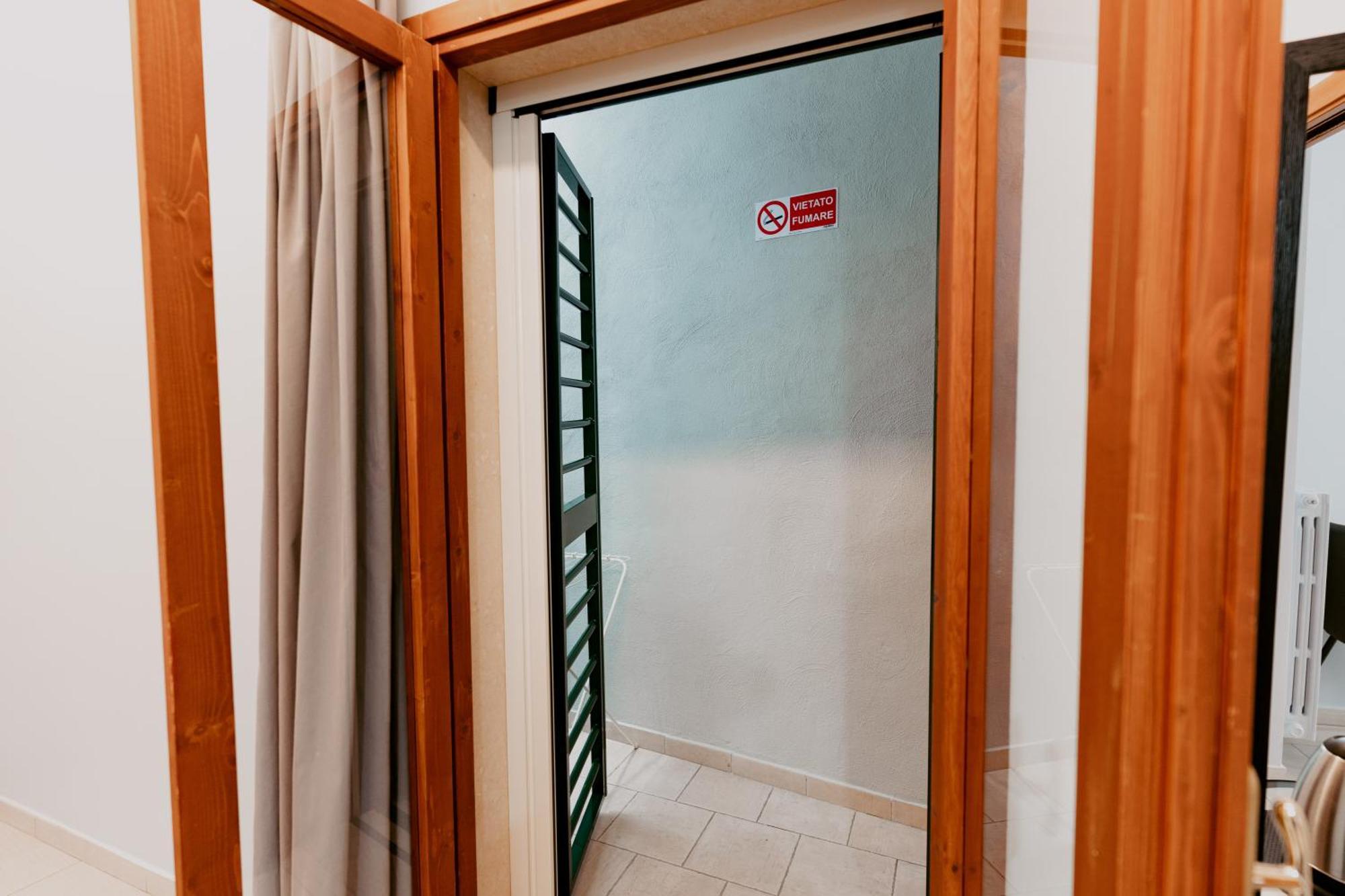 Dimora L'Etual Bed and Breakfast Bari Exteriör bild