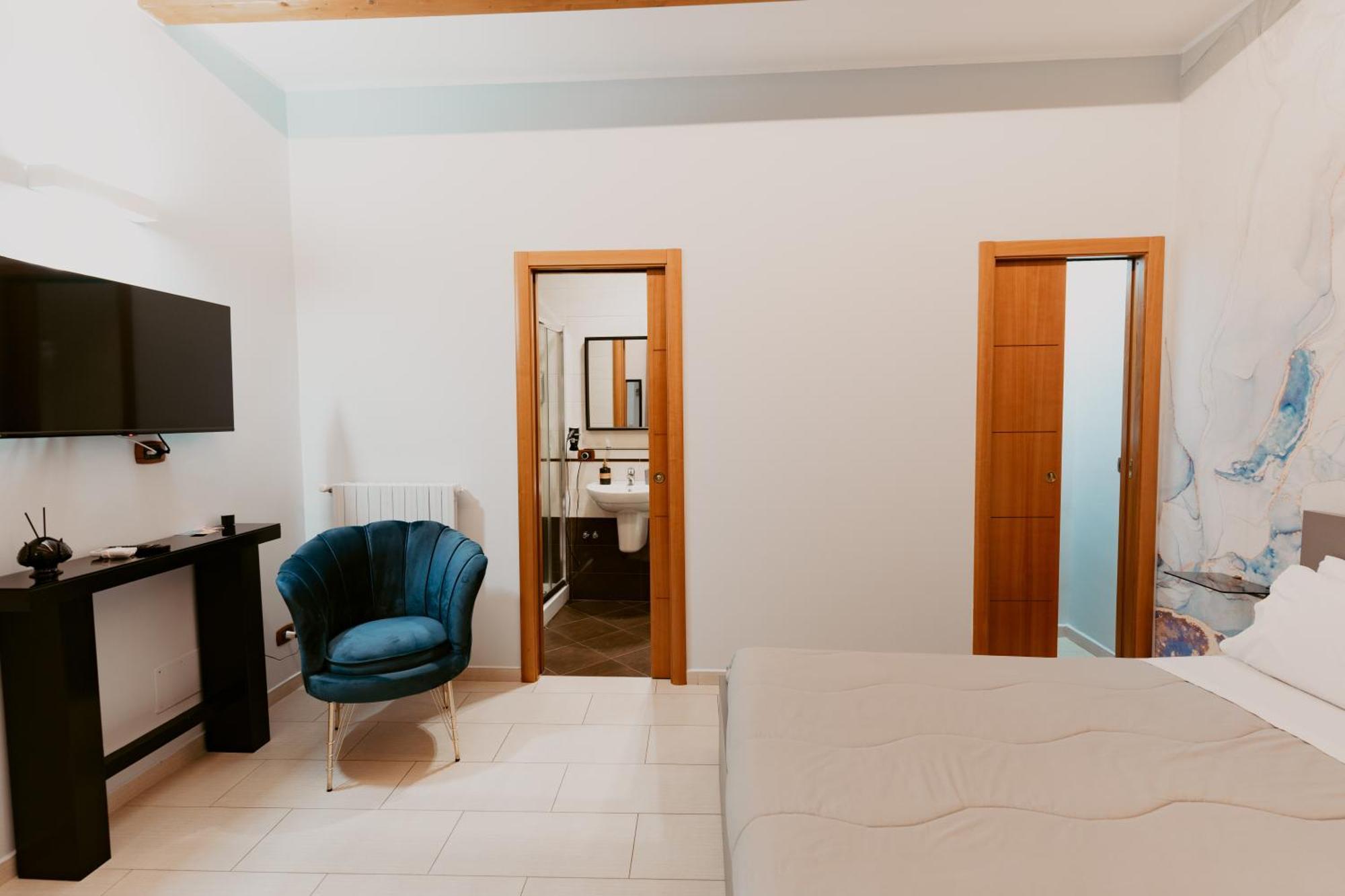 Dimora L'Etual Bed and Breakfast Bari Exteriör bild